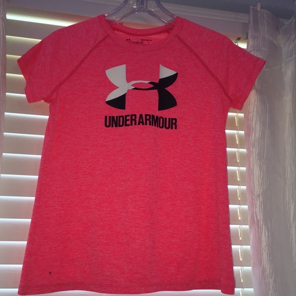 girls under armor shirt - Picture 2 of 4